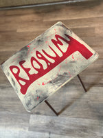 Red rum tray table