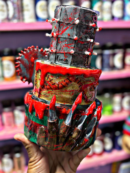 Horror cake tumbler